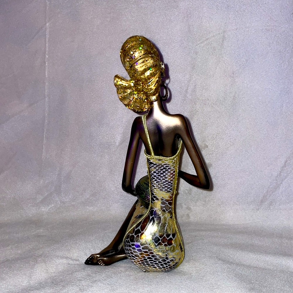 Elegant Bronze & Gold Women Figurine - Picture 4 of 7